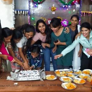Best Ladies PG near Jalahalli