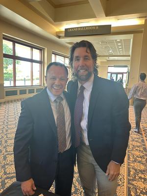“Unveiling the Humble Heart: Embracing Intimacy, Leadership and Growth through Failure” – an inspiring conversation with RA Dickey, 2012  MLB Cy Young Winner and Author of Whereever I Wind Up – Episode 095